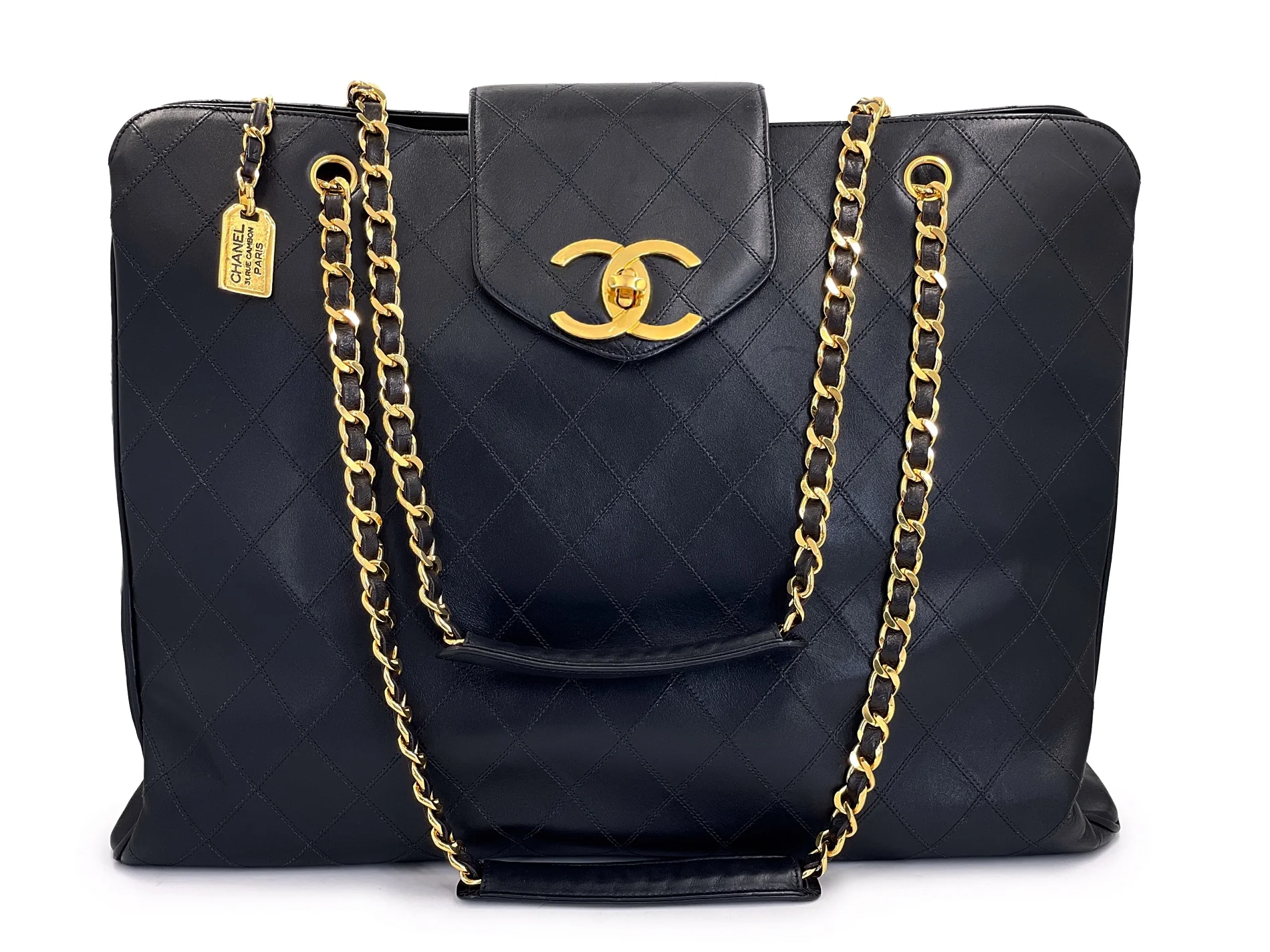 The Travel Bag Drop